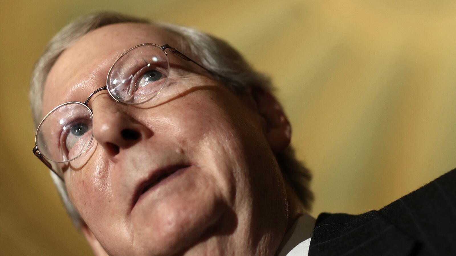 cheats/2017/05/10/mcconnell-no-more-trump-investigations/170510-Mitch-McConell-cheat_l9m5f0