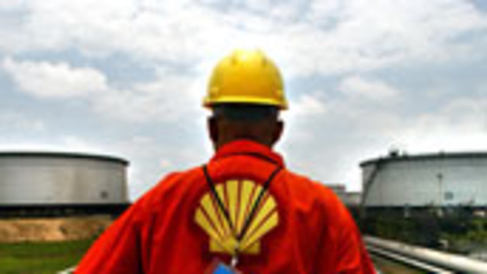 articles/2009/06/09/how-much-is-a-dead-nigerian-worth-to-shell/mcginniss-shell_31043_bkumes
