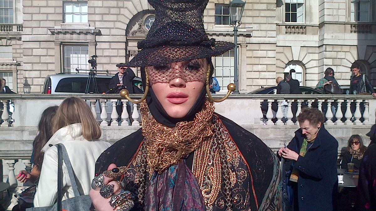 articles/2013/02/15/lfw-freak-or-chic/freak-switch_akz55d