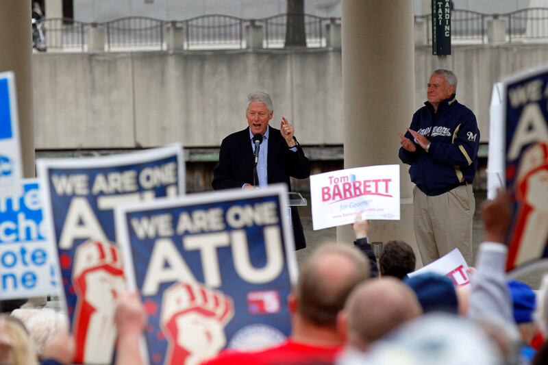 articles/2012/06/05/the-downside-of-obama-s-decision-to-skip-wisconsin/wisonsin-recall-election-alterman_d6spjf