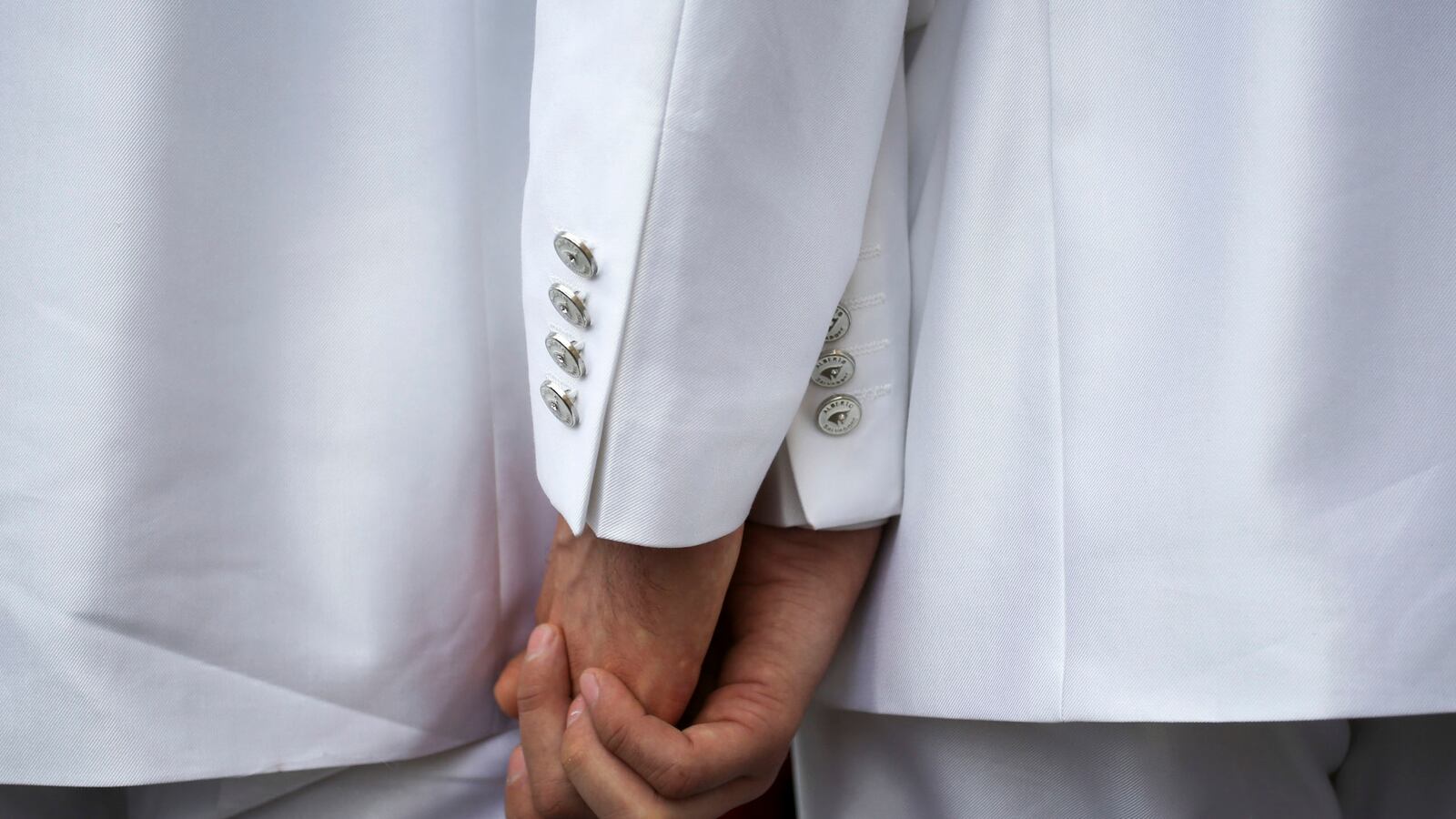 cheats/2014/06/09/wisconsin-ag-tries-to-halt-gay-marriages/140609-samesex-marriage-wisconsin-cheat_sdihf3