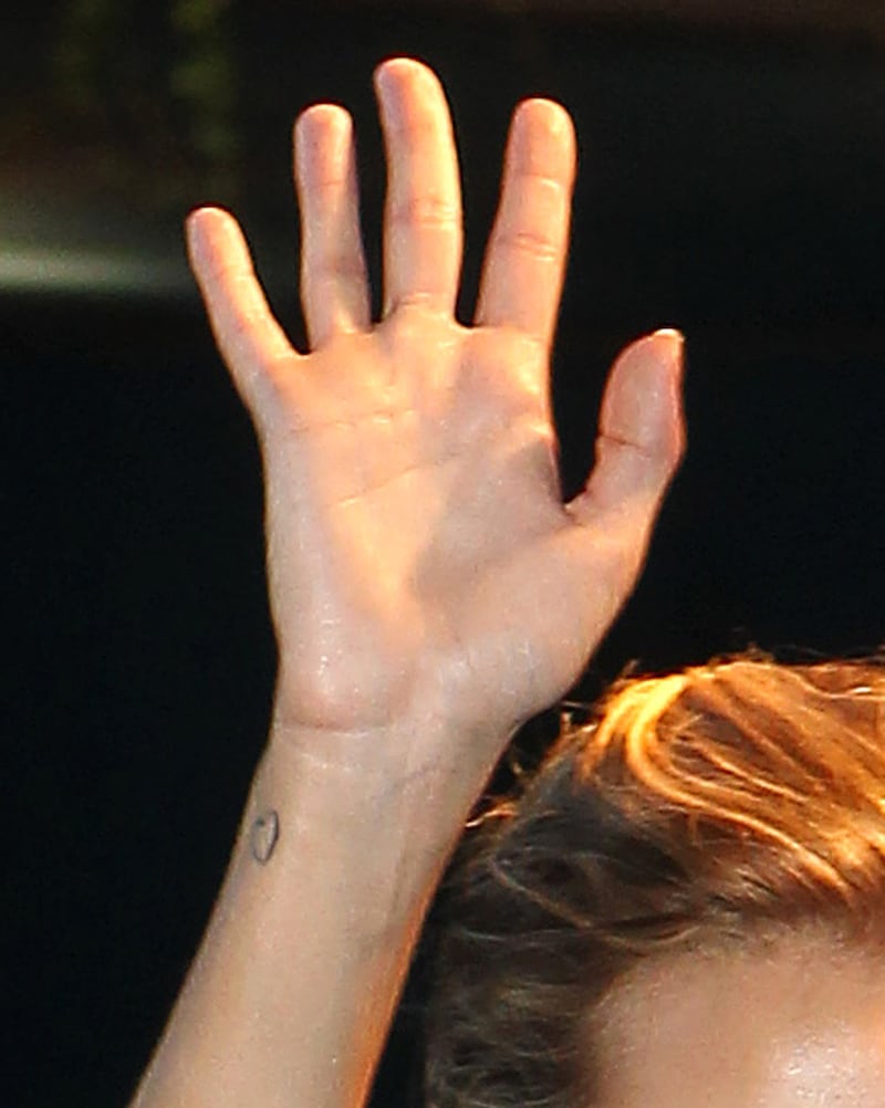 galleries/2012/09/05/kate-moss-to-gisele-bundchen-tattoos-guess-the-model-s-tattoos-photos/model-tattoos-whiteley-close_ko1jei