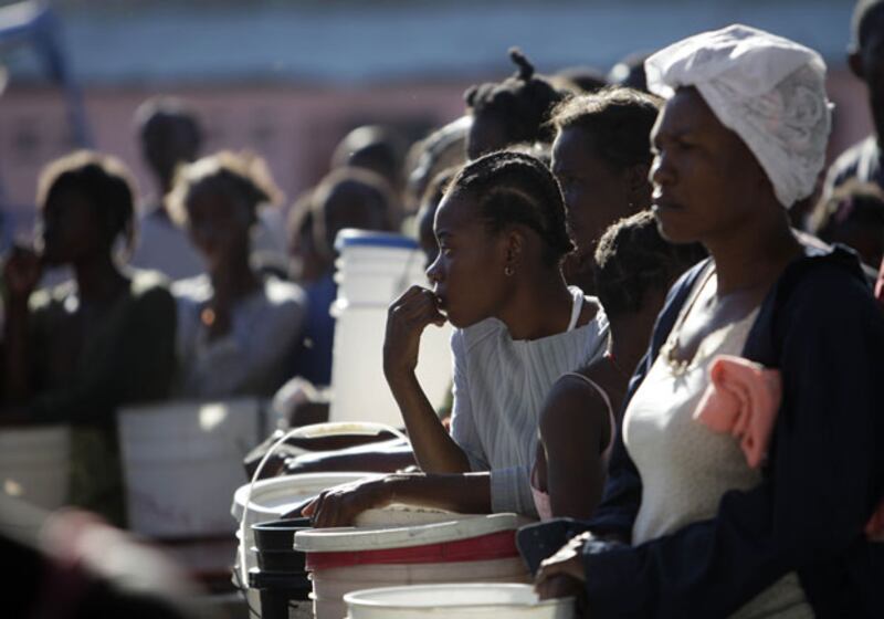 galleries/2010/01/14/helping-haiti/help-in-haiti-12_xifknh