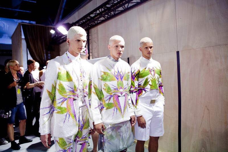 galleries/2011/06/26/john-galliano-to-givenchy-backstage-at-paris-fashion-week/givenchy-0199_wrs7oj