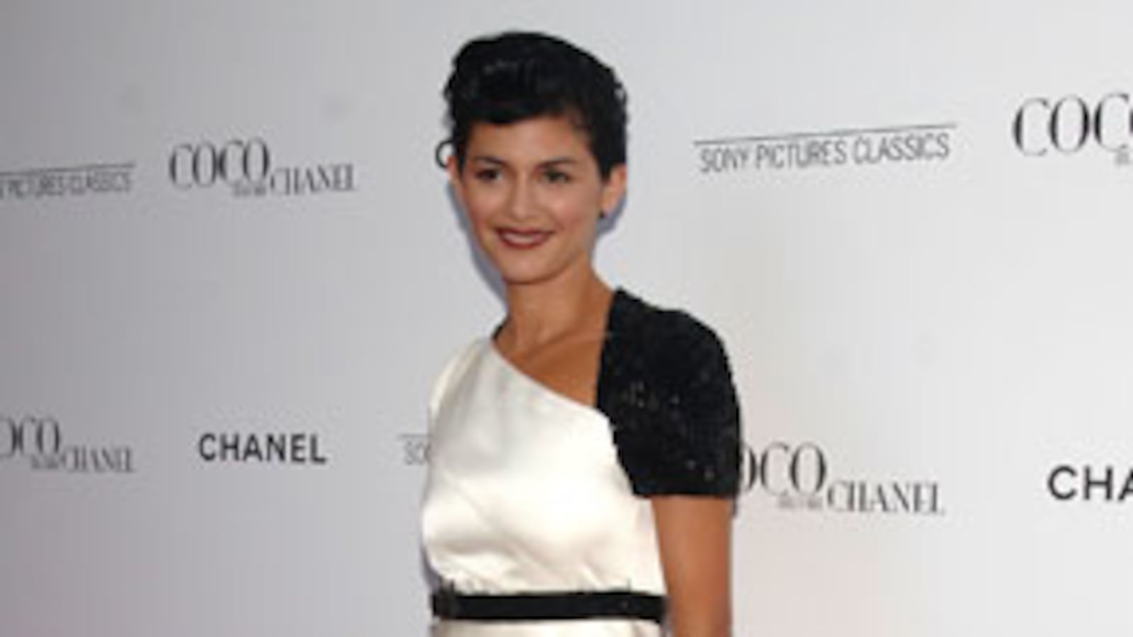 galleries/2009/09/25/p-chanel-hits-hollywood-p/coco-chanel-13_mglsd2