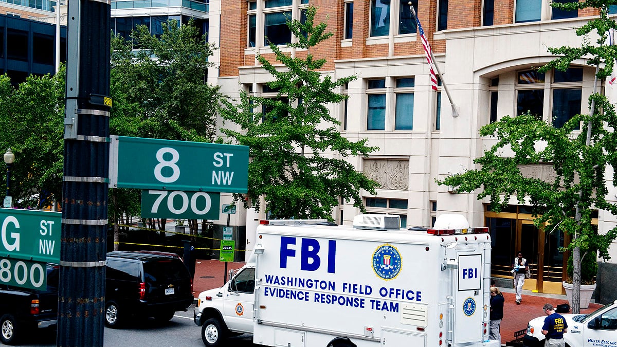 cheats/2012/08/16/fbi-frc-shooter-had-chick-fil-a/shooting-family-research-cheat_vecmuv