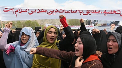 cheats/2009/04/16/afghan-women-face-barrage-of-stones/afghanistan--3_iti7ux