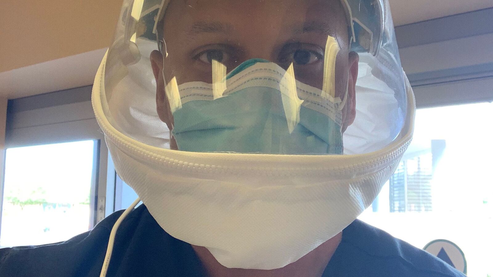 201210-daly-dr-tease_jhg4ts