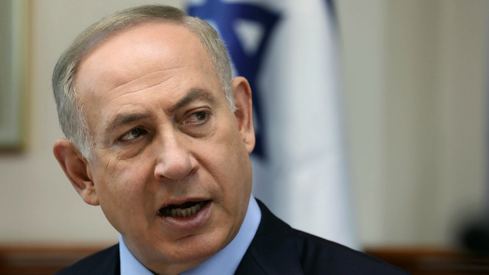 cheats/2017/01/04/netanyahu-supports-pardoning-israeli-soldier-convicted-of-manslaughter/170104-netanyahu-pardon-cheat_rem8it