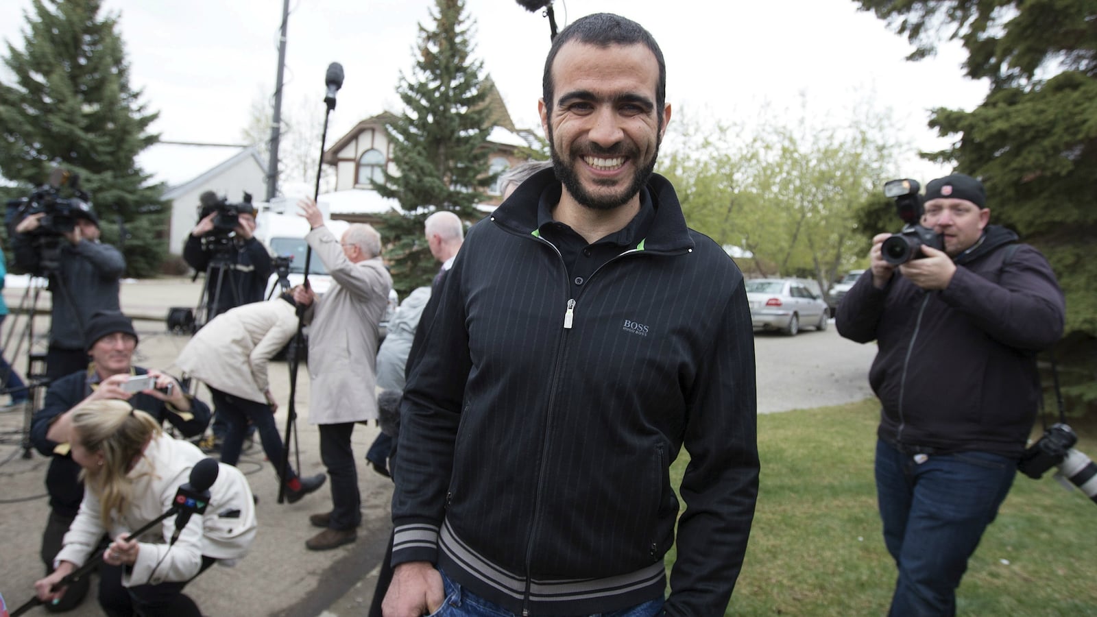 170704-canada-ex-guantanamo-inmate-cheat_cel5ob
