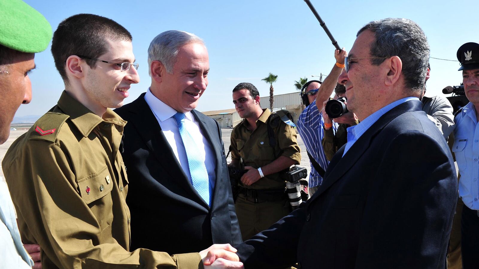 articles/2012/07/20/shalit-was-worth-it/shalit-release-openz_wv4ae8