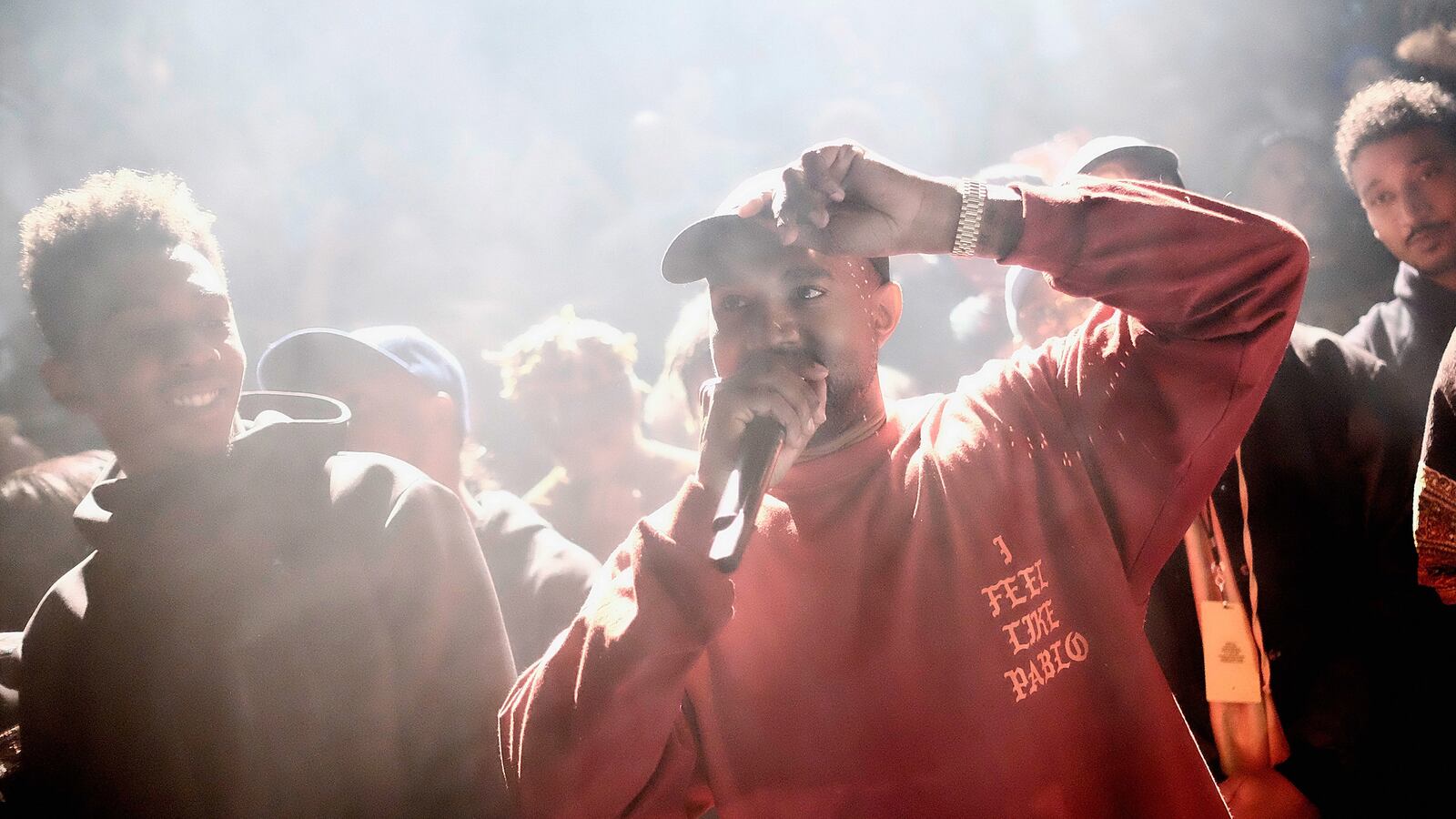 articles/2016/07/11/kanye-s-full-frontal-assault-on-fashion/160613-calmese-kanye-tease_m9ujnv