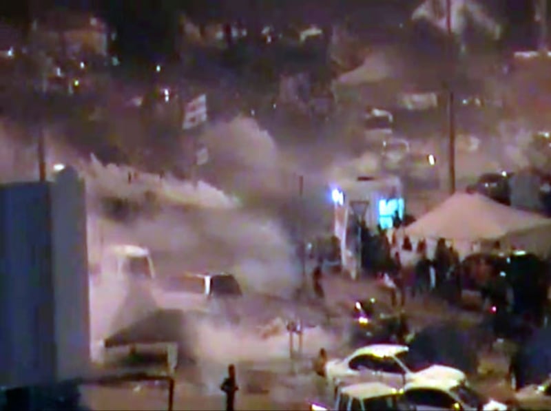 galleries/2011/02/18/bahrain-riots/bahrain-riots-9_sjx2hj