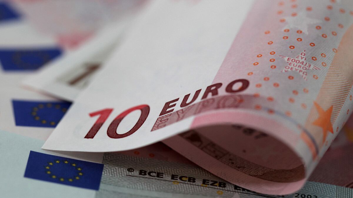 cheats/2012/01/28/greece-inches-toward-deal-with-creditors/greece-debt-trim-cheat_z3urkw