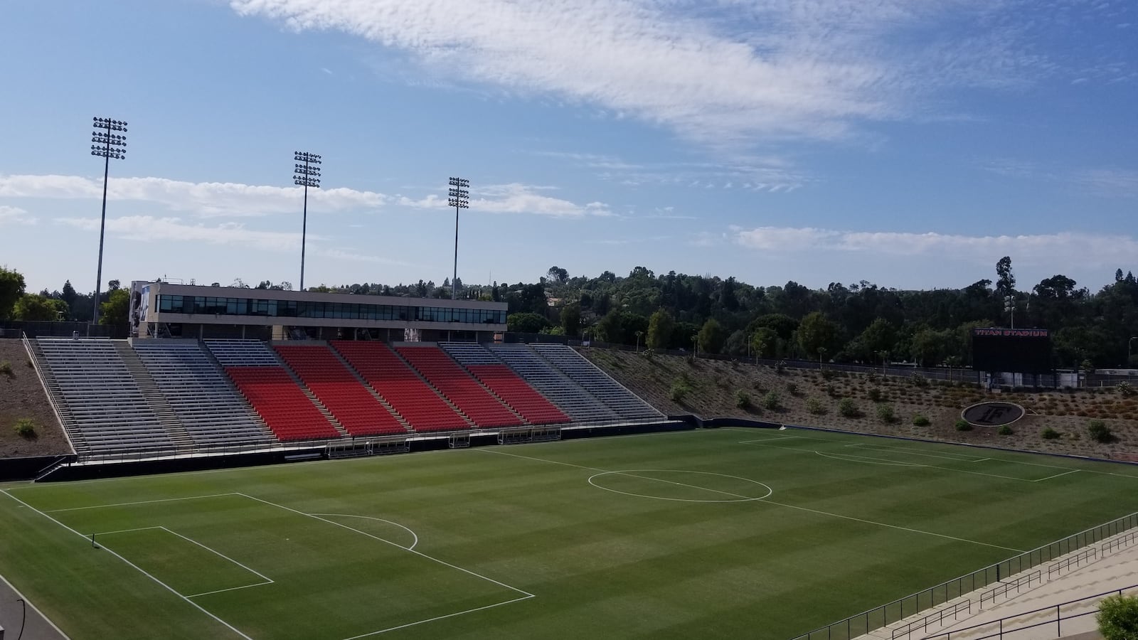 Titan_Stadium__Cal_State_Fullerton__Fullerton__California_khbdkw
