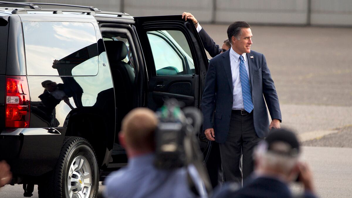 cheats/2012/08/24/report-romney-mines-personal-data/mitt-romney-mine-personal-data-cheat_bsdn0a