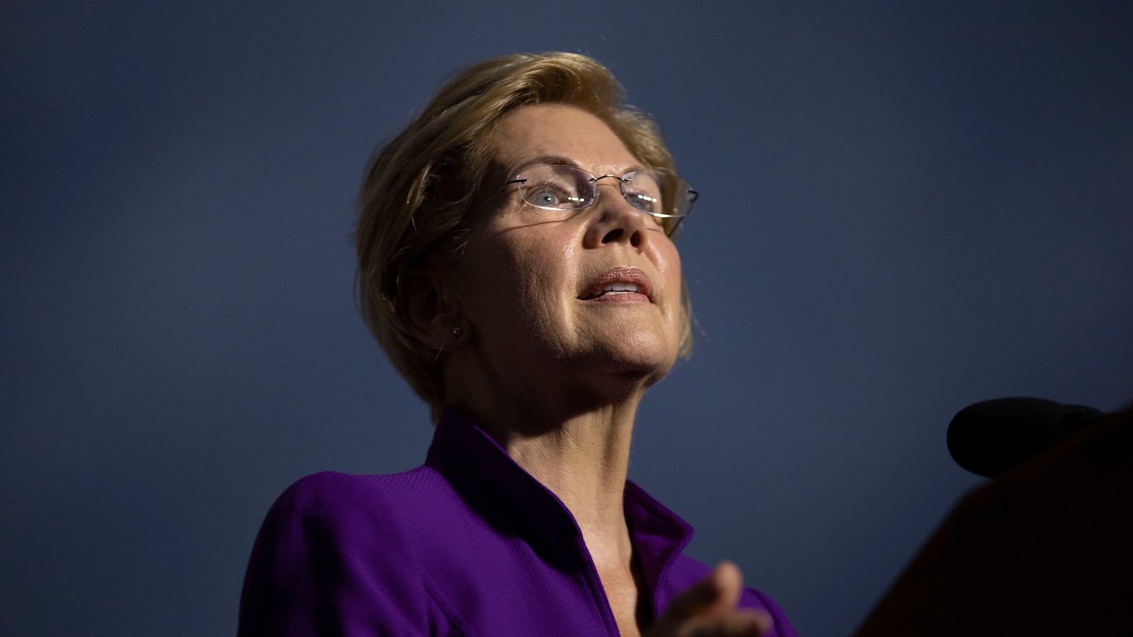 191003-lewis-elizabeth-warren-hero_w6pba8