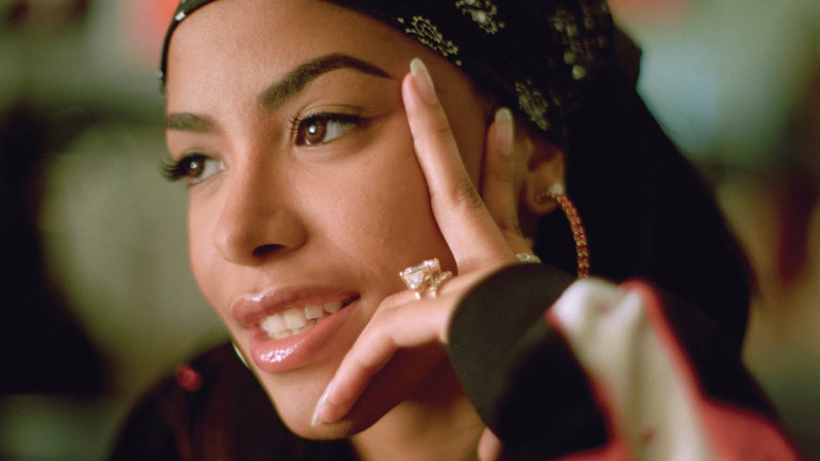 Aaliyah_Dana_Haughton_02_kwo59m