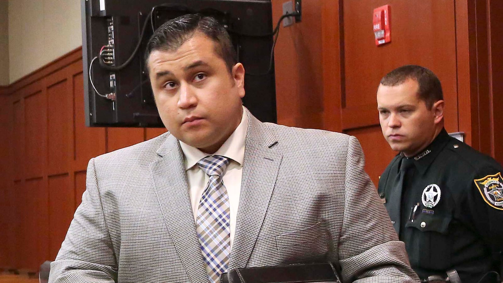 cheats/2013/06/22/judge-no-audio-experts-in-zimmerman-trial/130610-george-zimmerman-cheat_dok38k