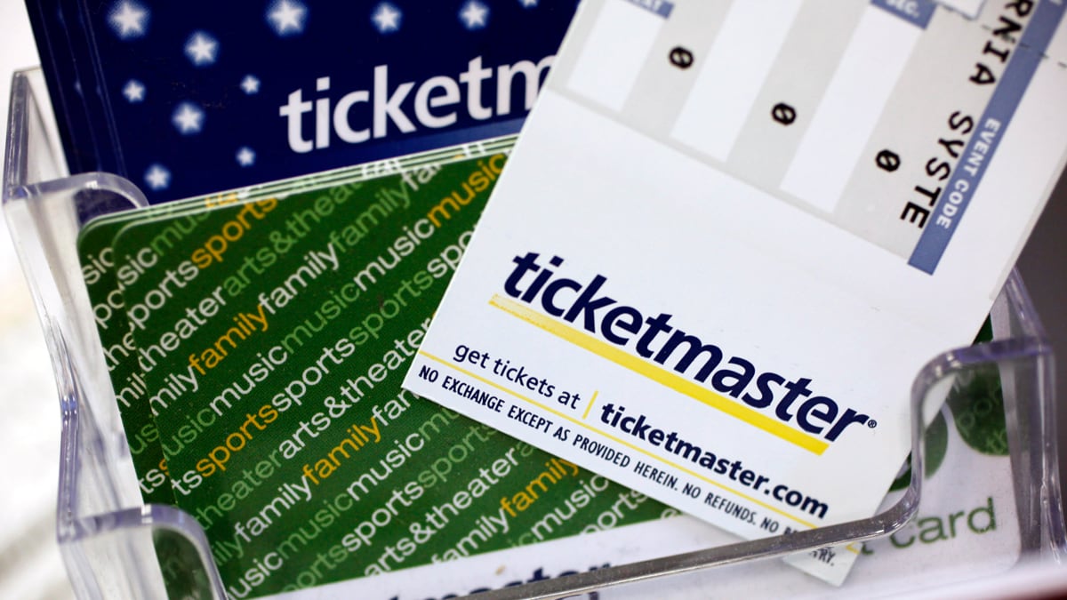 cheats/2011/12/01/ticketmaster-to-refund-all-customers/ticketmaster-refunds-cs_yrmoit