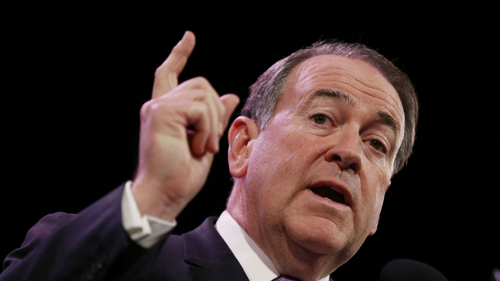 cheats/2015/05/22/huckabee-defends-duggar-son-accused-of-molestation/150522-huckabee-cheat_kncyrz