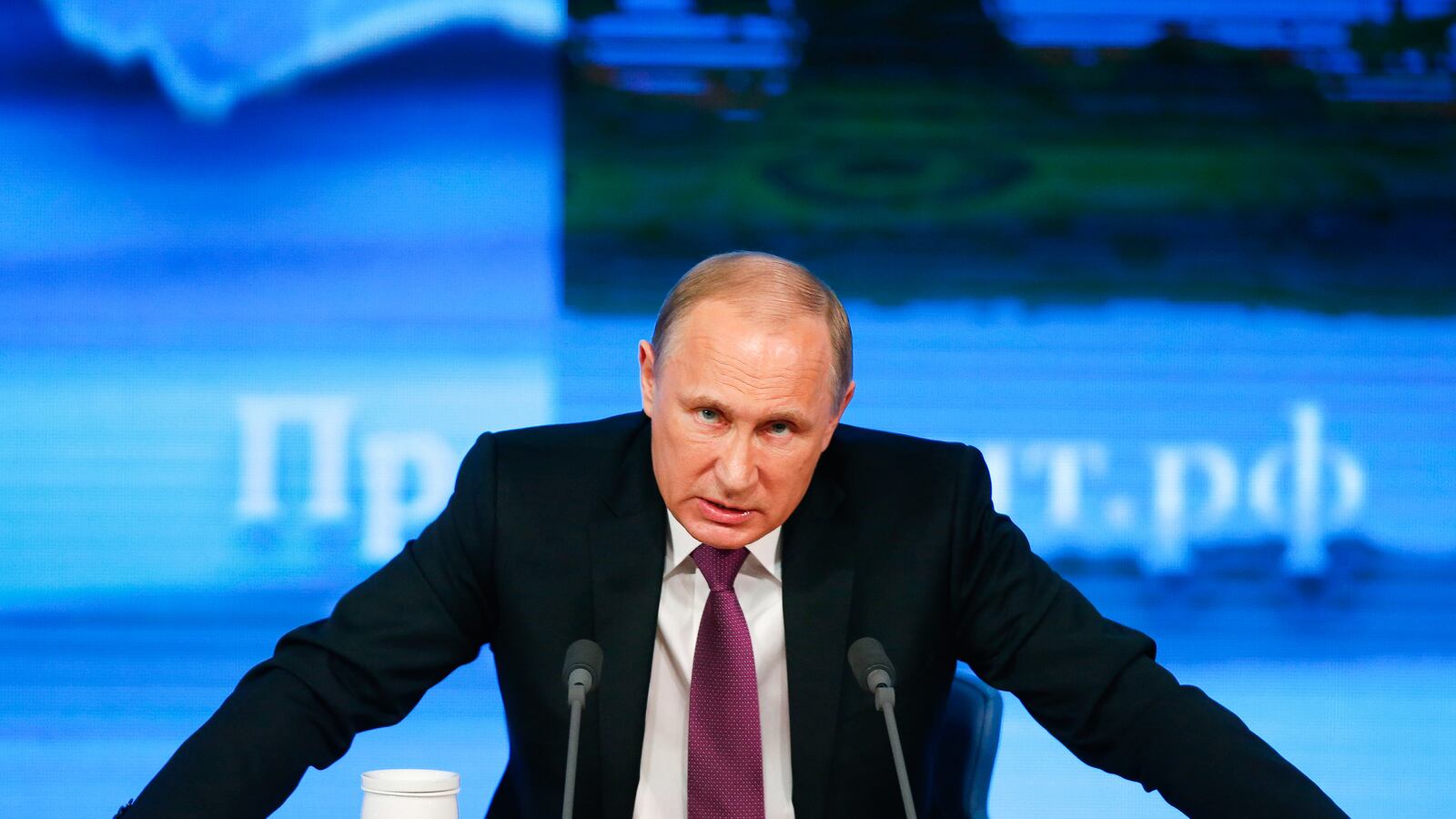 articles/2015/09/28/russia-s-driving-the-nordics-into-nato/150924-lucas-sweden-nato-tease_guyoim