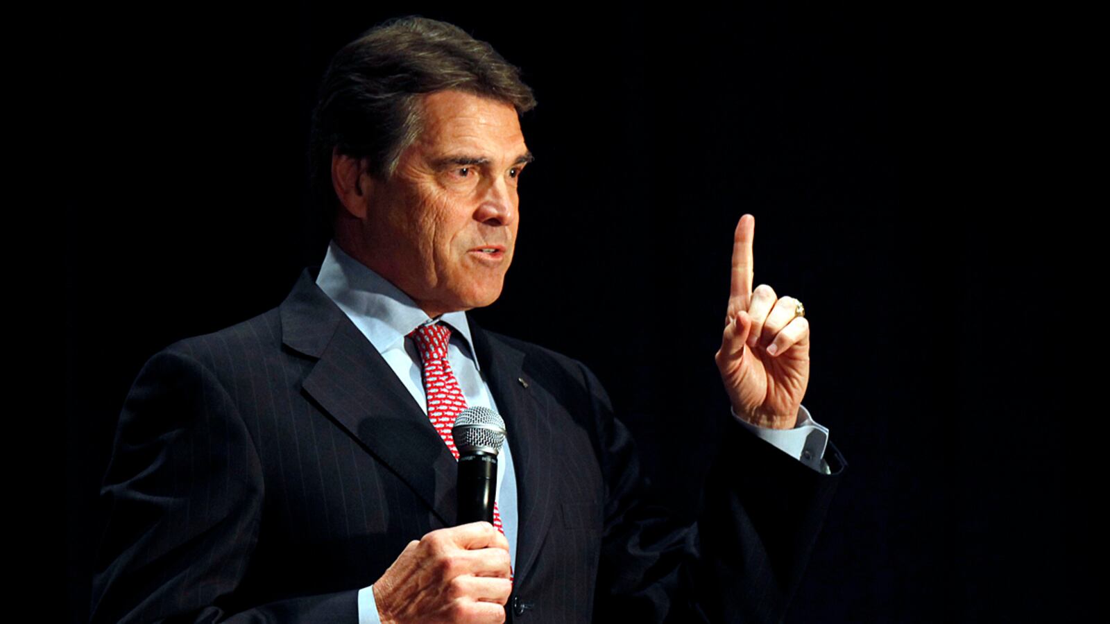 cheats/2011/08/17/perry-stands-by-bernanke-attack/rick-perry-candidate-cottle_zkdltp