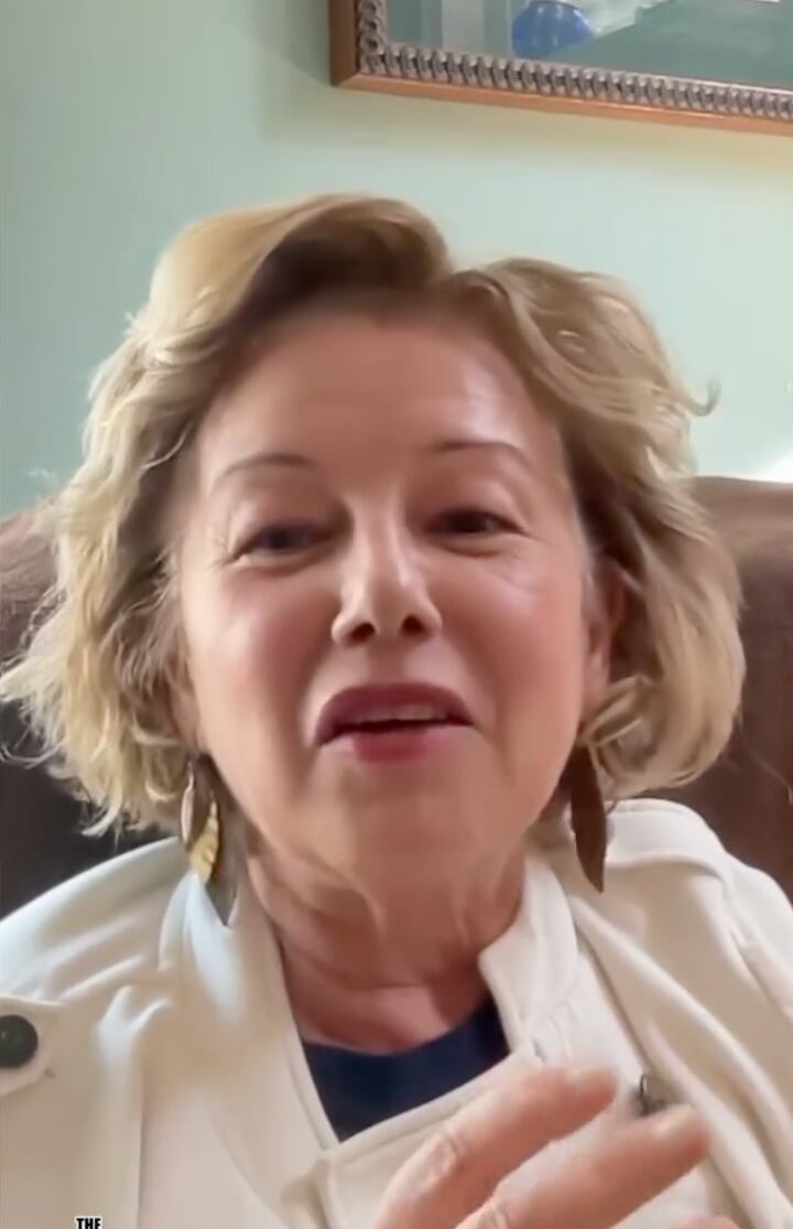 Laura, who says she does not use soap in her daily life.