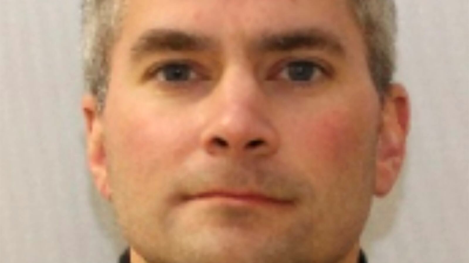 2021-01-09T135502Z_25729035_RC2D4L9E64ES_RTRMADP_3_USA-ELECTION-DEATHS_gf12fh