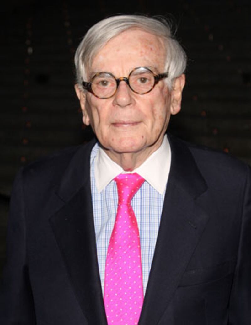 galleries/2009/12/23/celebrity-deaths-2009/celebrity-deaths-2009---dominick-dunne_tjbbzf