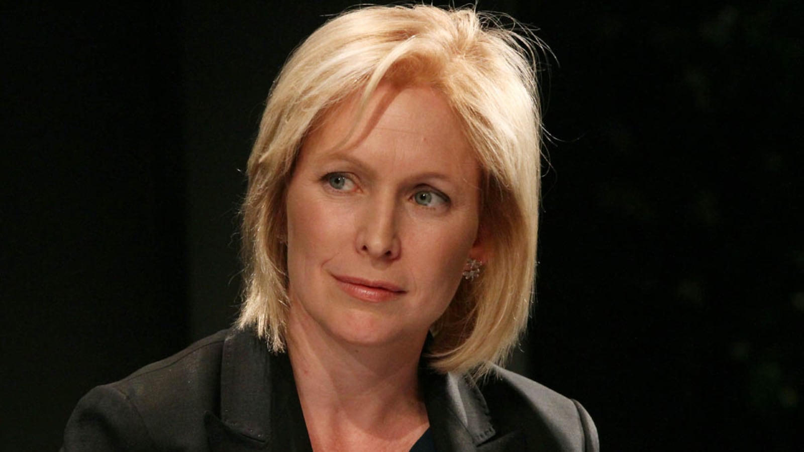 cheats/2012/03/21/gilibrand-pushes-for-hillary-in-2016/kristen-gillibrand-witw-2012_m2alj7