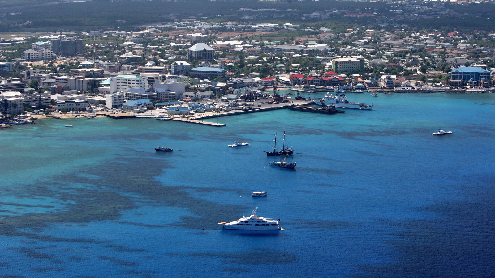 121720-cayman-islands-cheat_xpjaks