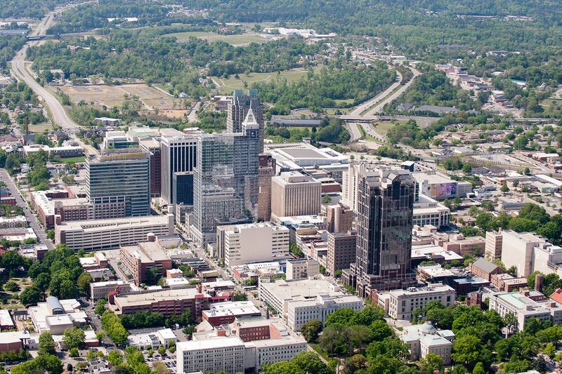 galleries/2014/02/14/best-cities-to-find-love-and-stay-in-love-photos/city-love-raleigh_dlfudi