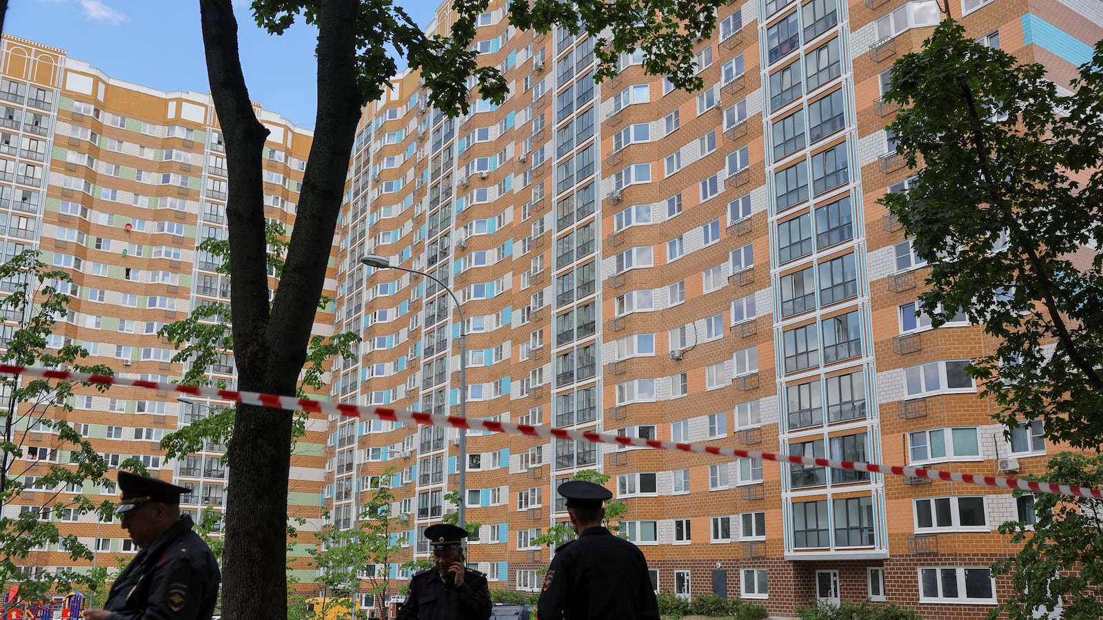 2023-05-30T081949Z_344161042_RC2V81AA3PBL_RTRMADP_3_UKRAINE-CRISIS-ATTACK-MOSCOW_ykkduu