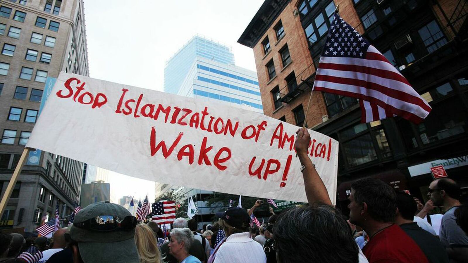 articles/2013/12/07/the-opponents-of-militant-islamism-are-often-as-bigoted-as-their-targets/131206-mchagama-tease_dvrili