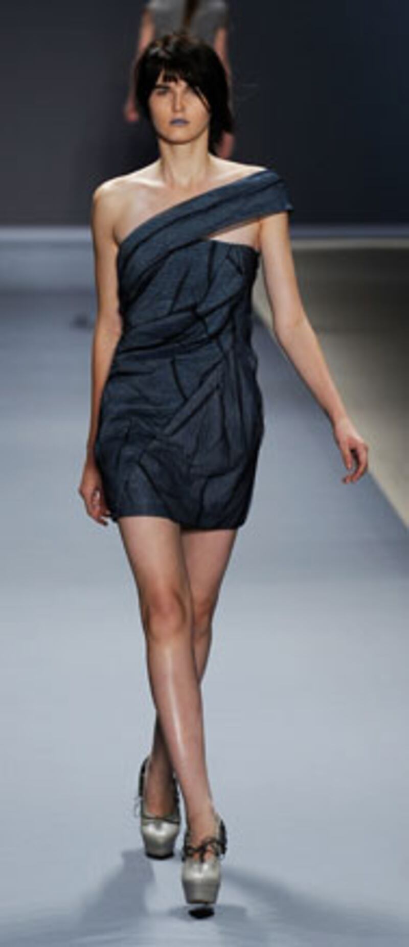 galleries/2009/09/17/ny-fashion-week-day-8/fashion-day-8---6_x5lgec