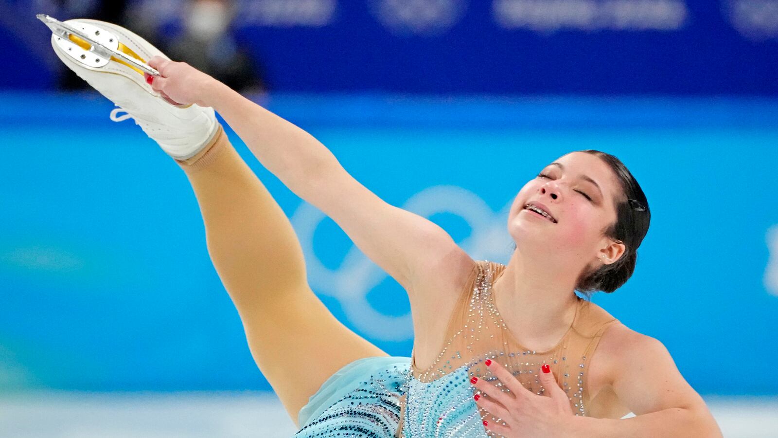 2022-02-17T130115Z_384687273_MT1USATODAY17705345_RTRMADP_3_OLYMPICS-FIGURE-SKATING-WOMENS-SINGLES-FREE-PROGRAM_wfb5kx