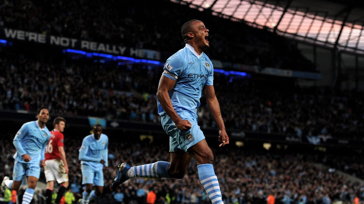 cheats/2012/04/30/manchester-city-beats-united/vincent-kompany-manchester-city-cheat_utwss5