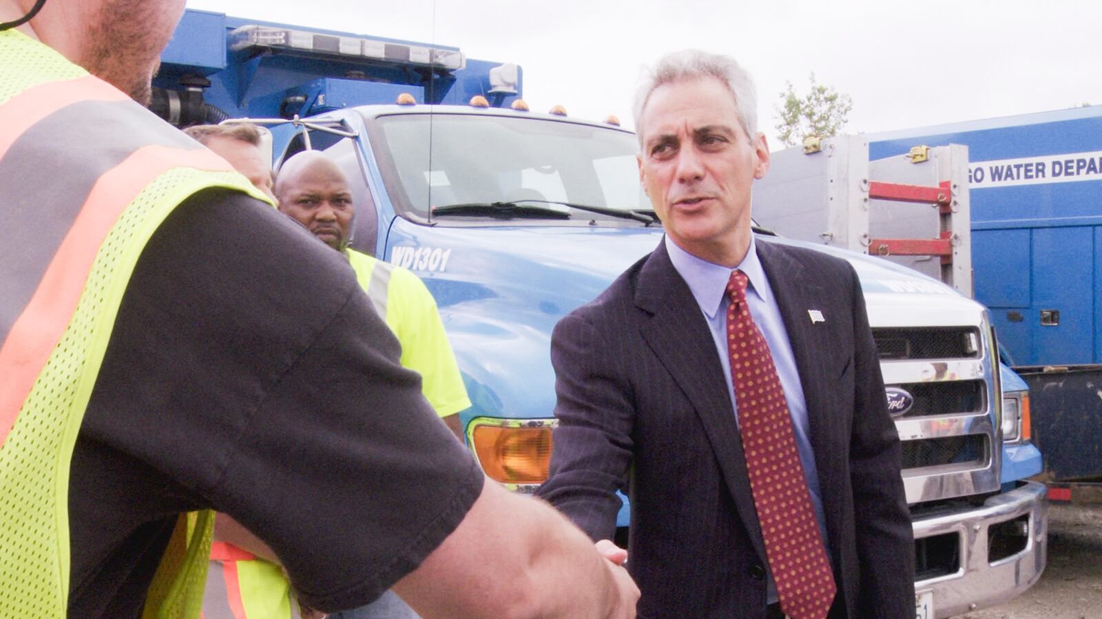 articles/2014/03/06/redford-takes-on-rahm-in-the-furious-blur-of-chicagoland/20140305-teeman-chicagoland-tease_esdgjl