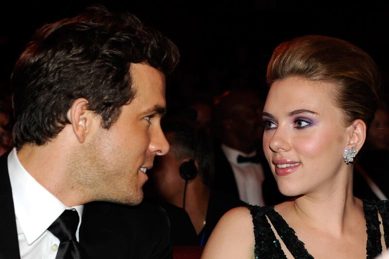 galleries/2012/07/11/tom-cruise-katie-holmes-and-more-quickest-celebrity-divorces-photos/quickie-divorces-johansson_bz8ved