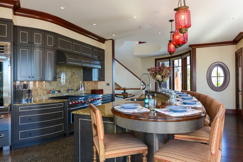 galleries/2014/09/06/omg-i-want-this-house-chatham-ma-photos/140903-omg-9_gauczp