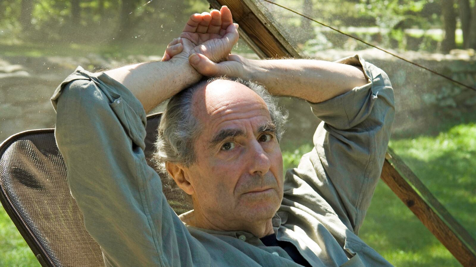 articles/2012/11/14/philip-roth-s-departure-from-writing-is-well-deserved/philip-roth-retiring-avishai-tease_vdc4th