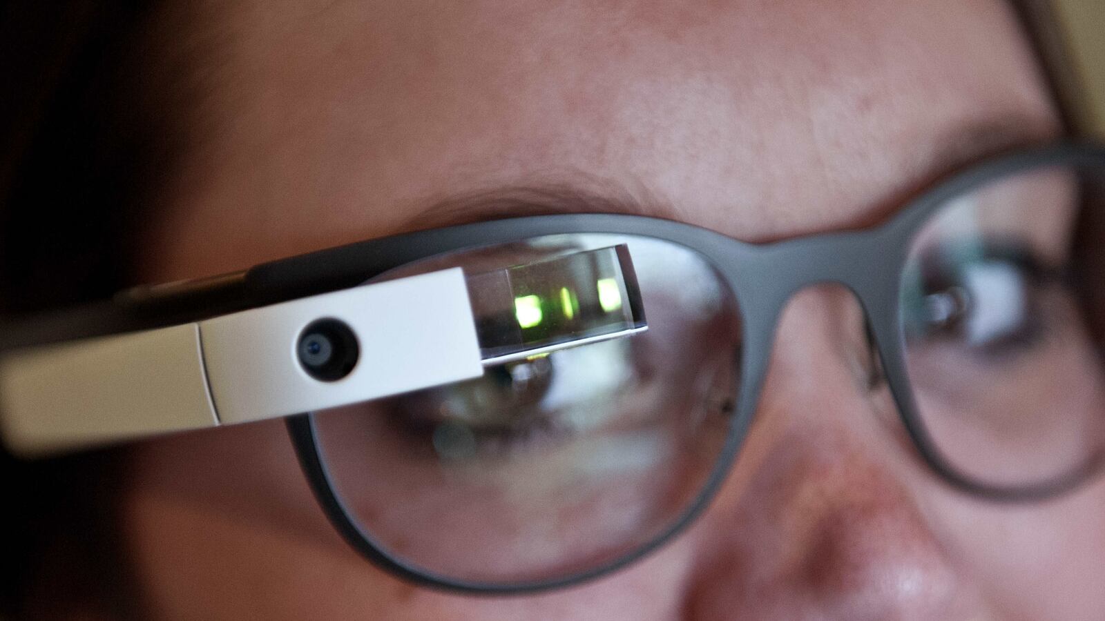 cheats/2014/04/15/you-can-buy-google-glass-right-now/140415-google-glass-cheat_wn3yl1