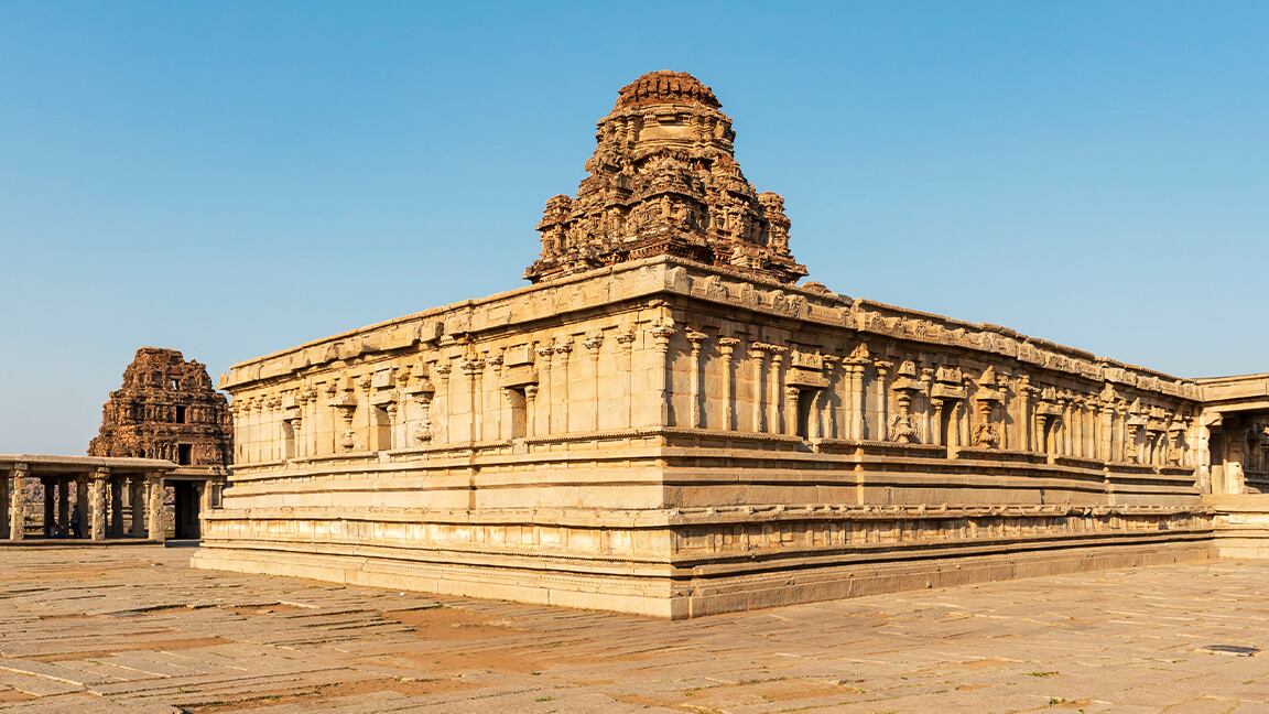 191203-Houlis-Hampi-India_s-Lost-Temple_City-temple-tease_ualmkt