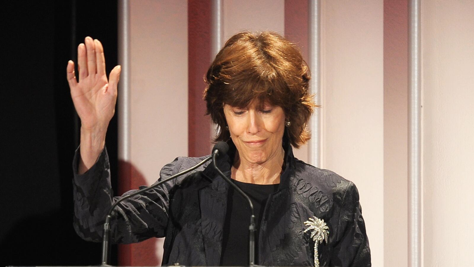 articles/2012/06/27/nora-ephron-dead-at-71-remembered-for-wit-and-wisdom/nora-ephron-obit-haas_iqxram
