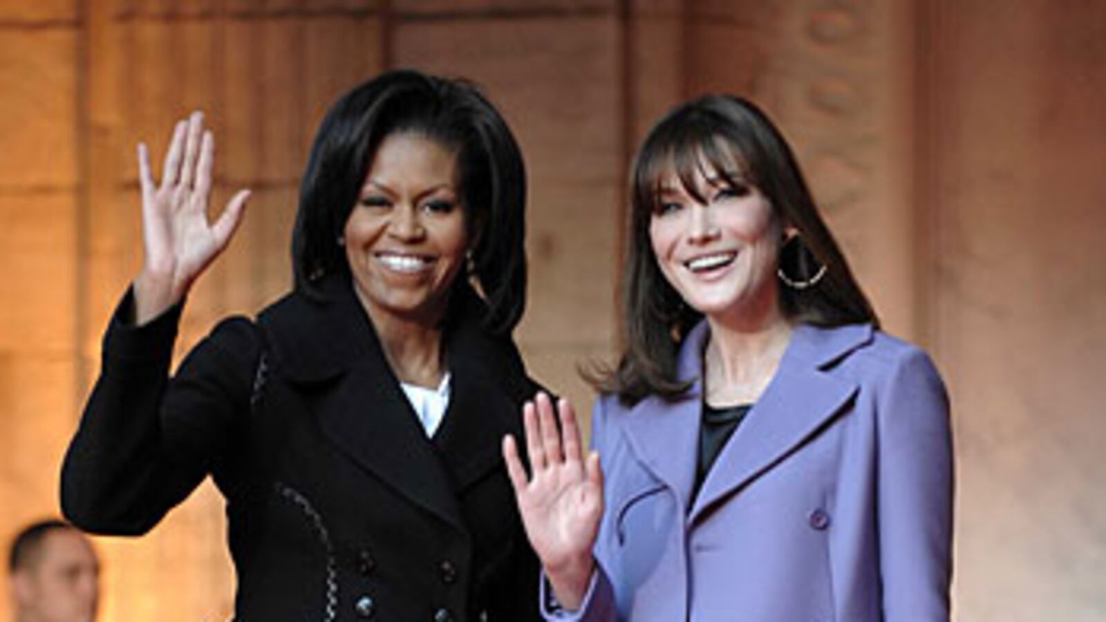 articles/2009/04/08/6-reasons-michelle-obama-outshined-carla-bruni/fraser-cavassoni-obama-bruni_21558_mdvmhw