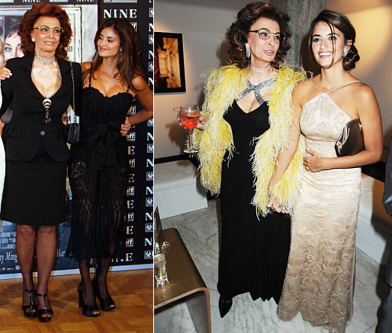 galleries/2010/01/15/the-week-in-red-carpet/wirc---cruz-loren_jpqlj1