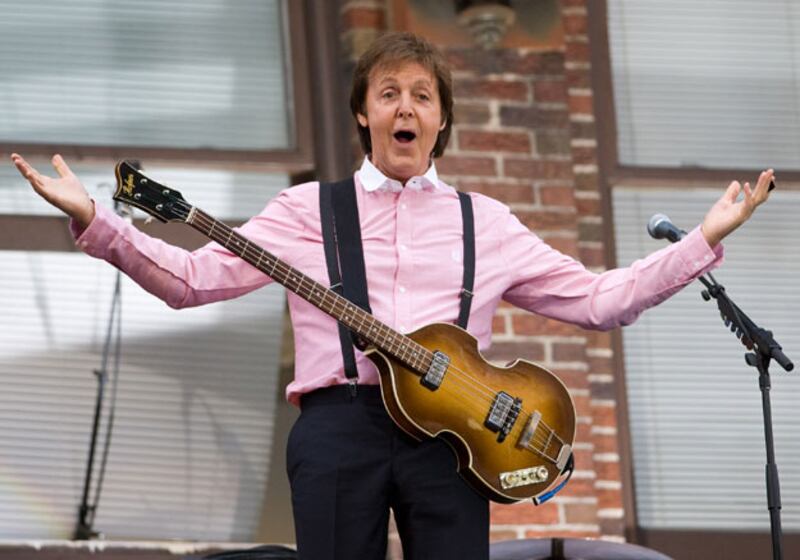 galleries/2010/01/28/celebrity-death-hoax/celebrity-death-hoax---paul-mccartney_h4jmnd
