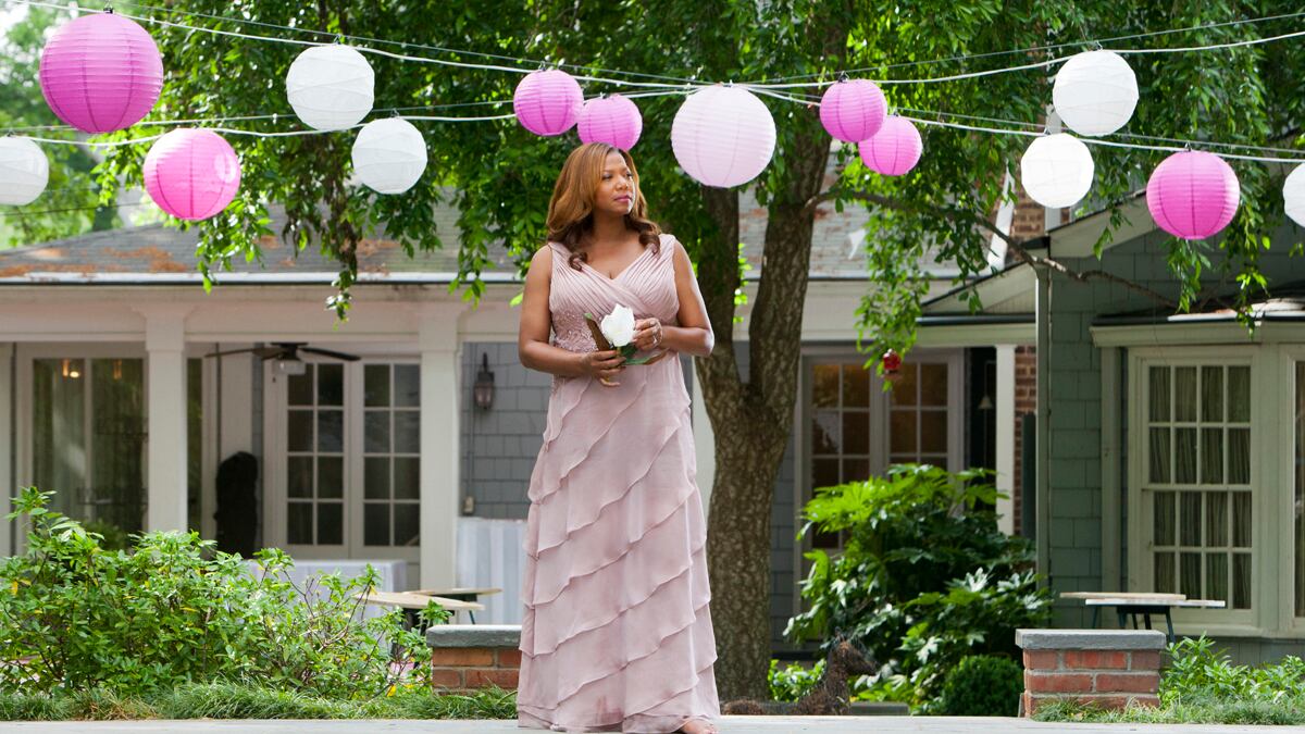 articles/2012/10/07/queen-latifah-talks-about-the-steel-magnolias-remake-and-the-importance-of-diversity/queen-latifah-steel-magnolias-samuels-tease_s8br5e