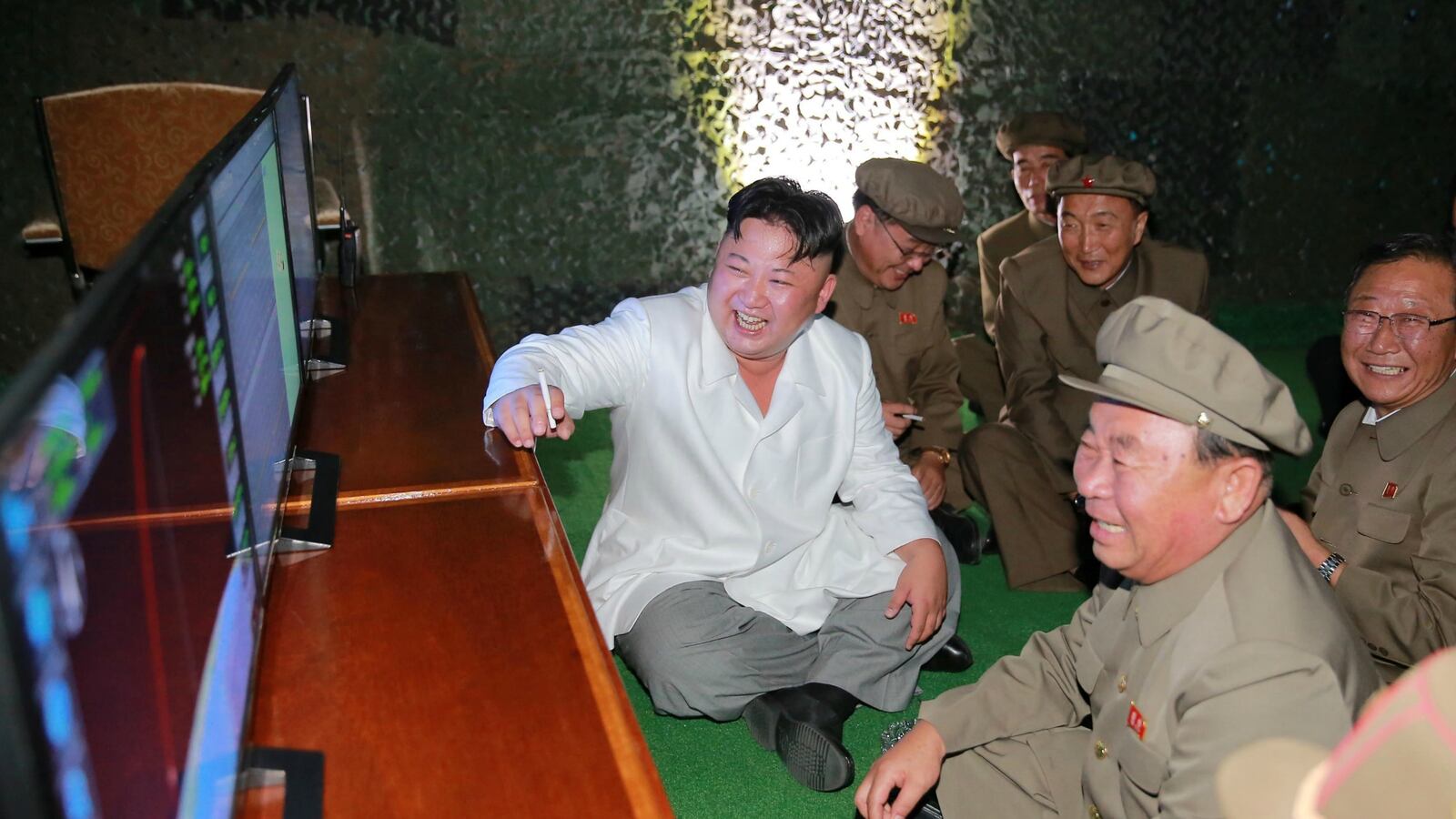 cheats/2016/08/27/n-korea-threatens-to-fire-at-u-s-troops-equipment/160827-nkorea-threats-lights-cheat_ius9p2